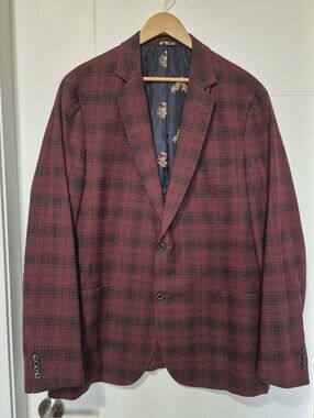 Men's Burgundy Plaid Sport Coat - Tailored Two-Button Blazer